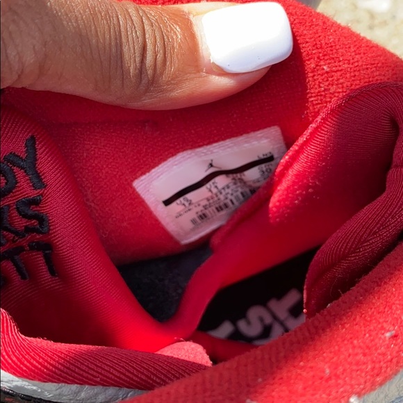 Jordan 9 Retro Johnny Kilroy - Picture 5 of 7